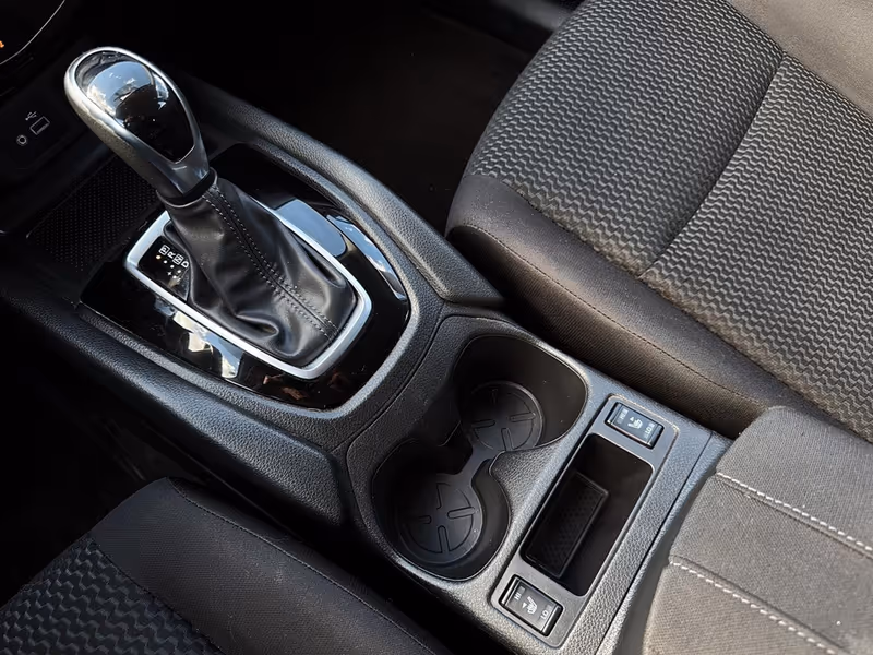 2019 Nissan Qashqai S