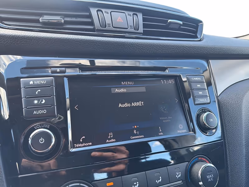 2019 Nissan Qashqai S