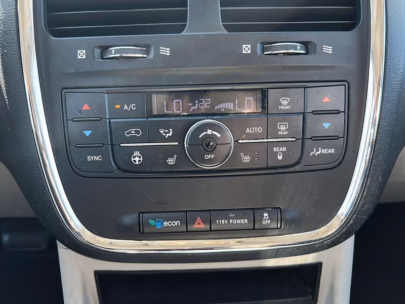 2016 Dodge Grand Caravan Crew