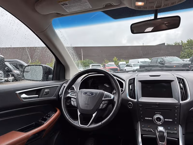 2018 Ford Edge Titanium