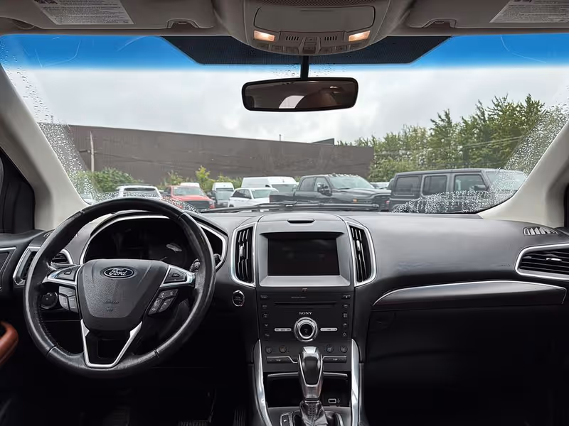 2018 Ford Edge Titanium