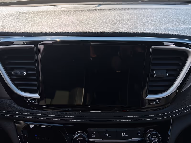 2027 Chrysler Pacifica Limited