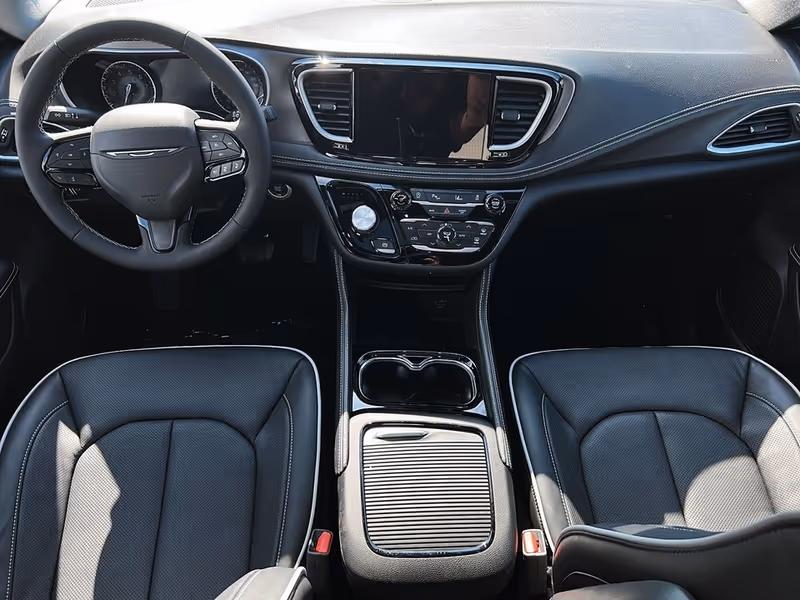 2027 Chrysler Pacifica Limited