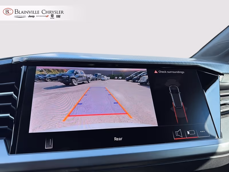 2025 Audi Q4 e-tron 55 quattro