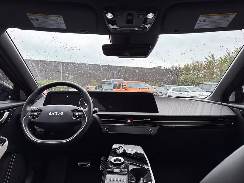 2024 Kia EV6 Land w/GT-Line Pkg 1