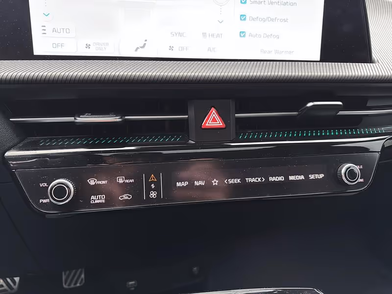 2024 Kia EV6 Land w/GT-Line Pkg 1