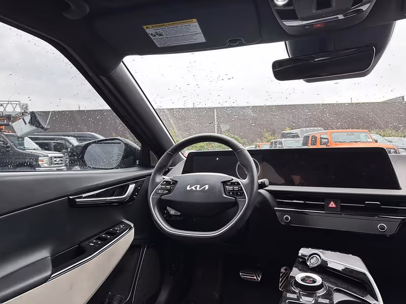 2024 Kia EV6 Land w/GT-Line Pkg 1