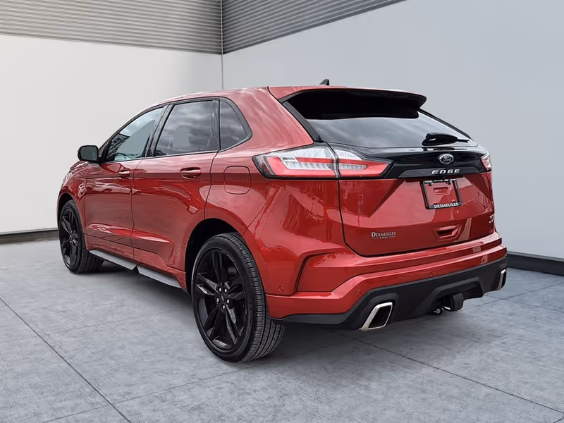 2023 Ford Edge ST