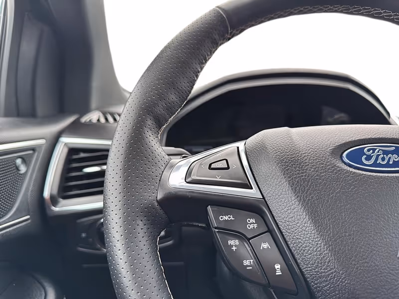 2023 Ford Edge ST