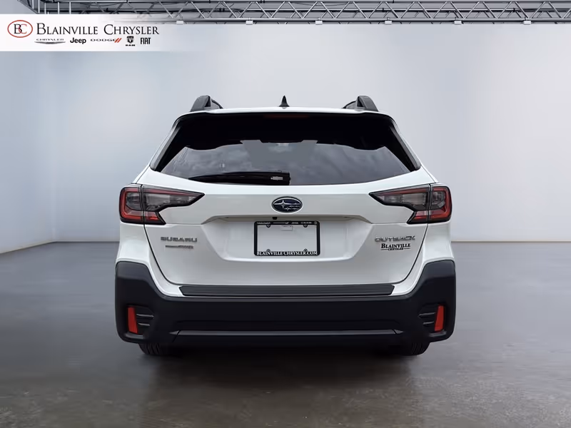 2022 Subaru Outback Touring