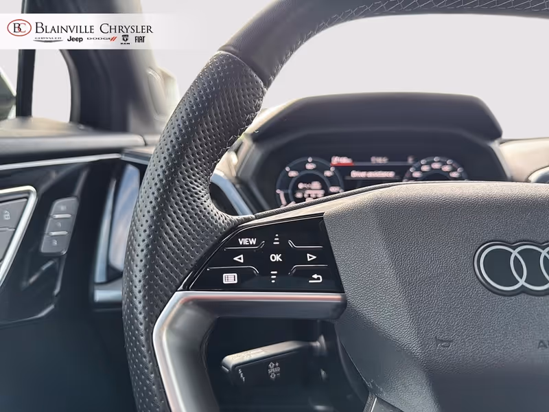 2025 Audi Q4 e-tron 55 quattro
