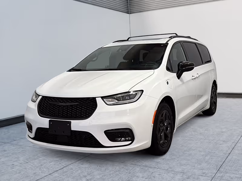 2024 Chrysler Pacifica Hybrid Premium S Appearance