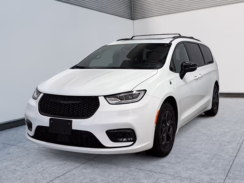 2024 Chrysler Pacifica Hybrid Premium S Appearance