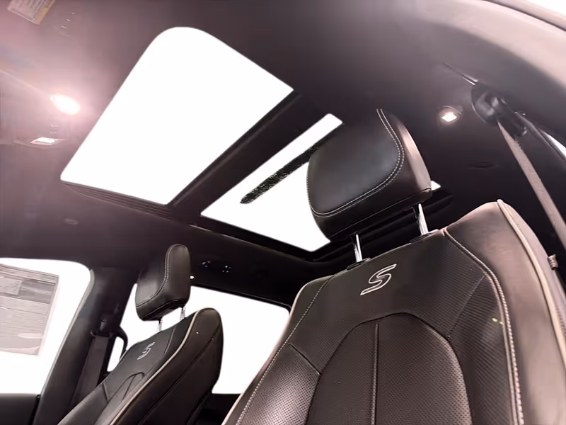 2024 Chrysler Pacifica Hybrid Premium S Appearance