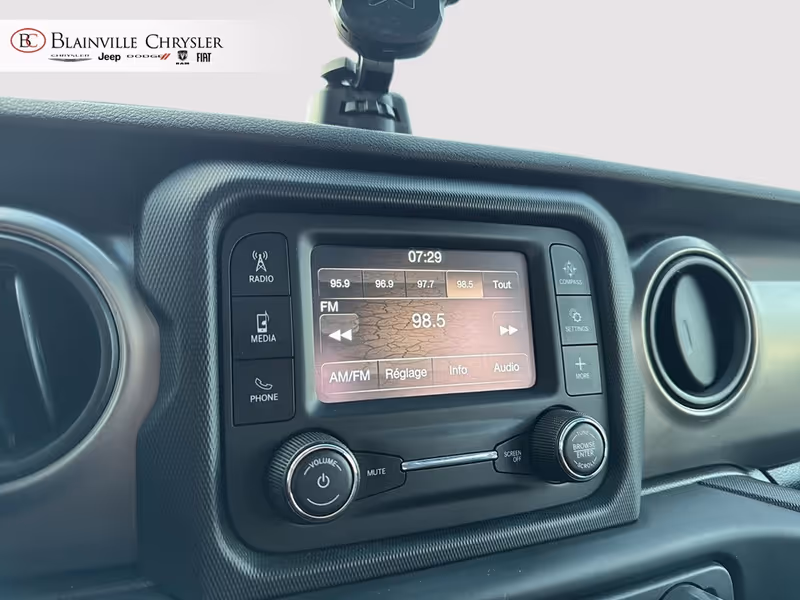 2020 Jeep Wrangler Sport