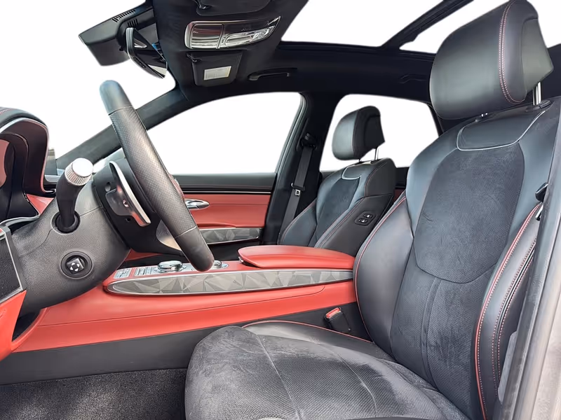 2022 Genesis GV70 2.5T Prestige