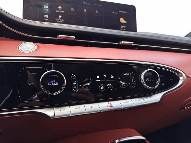 2022 Genesis GV70 2.5T Prestige