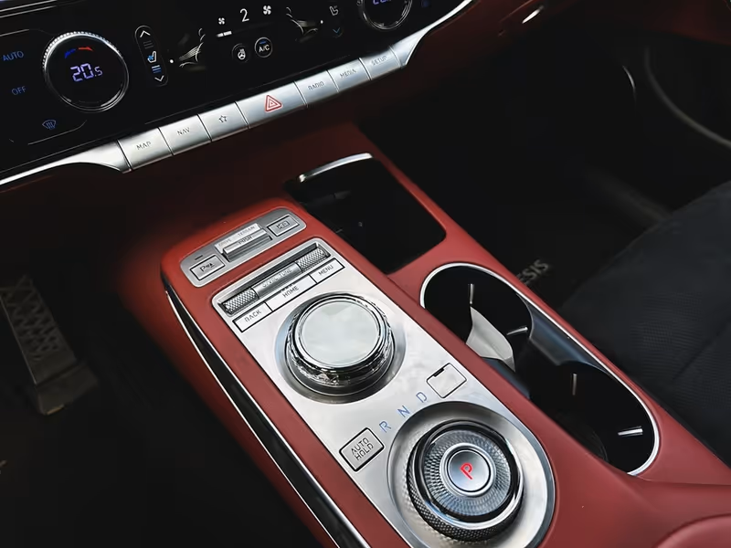 2022 Genesis GV70 2.5T Prestige
