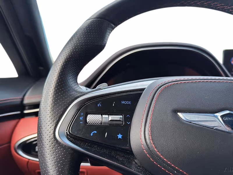2022 Genesis GV70 2.5T Prestige