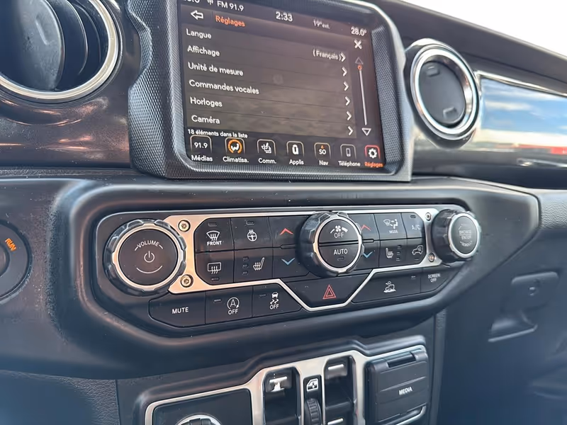 2022 Jeep Wrangler Unlimited Sahara Altitude