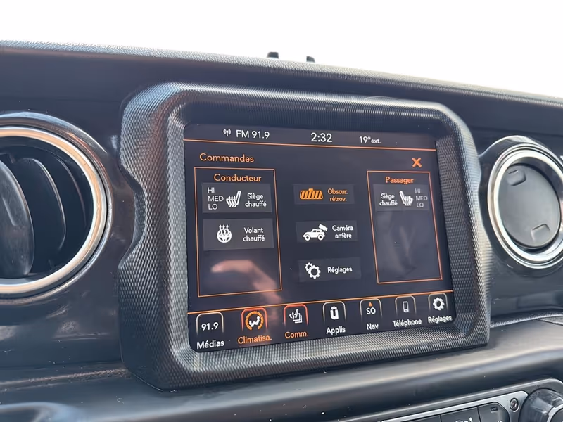 2022 Jeep Wrangler Unlimited Sahara Altitude