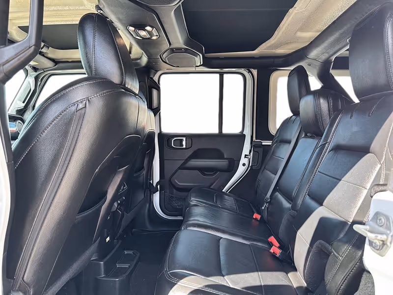2022 Jeep Wrangler Unlimited Sahara Altitude