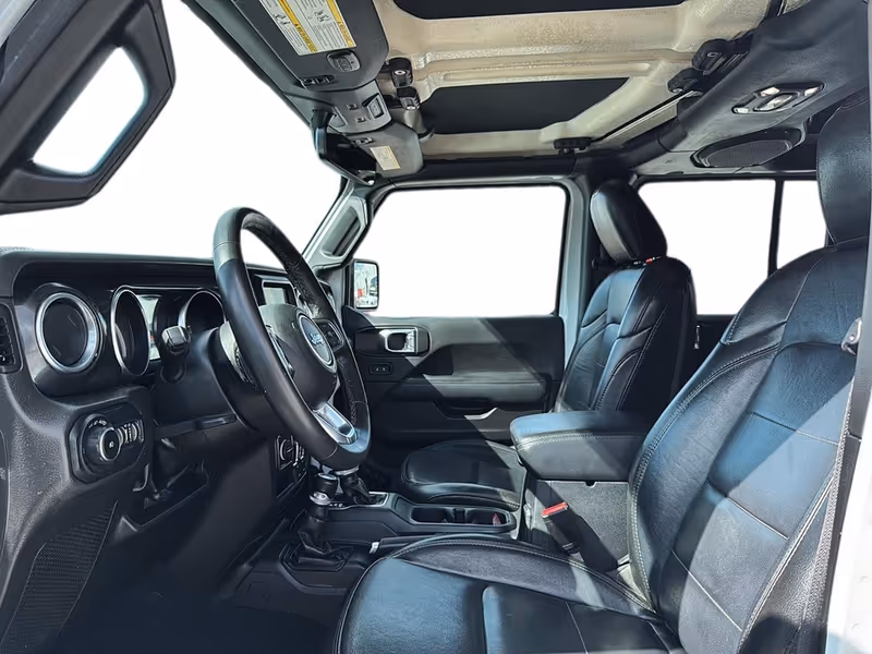 2022 Jeep Wrangler Unlimited Sahara Altitude