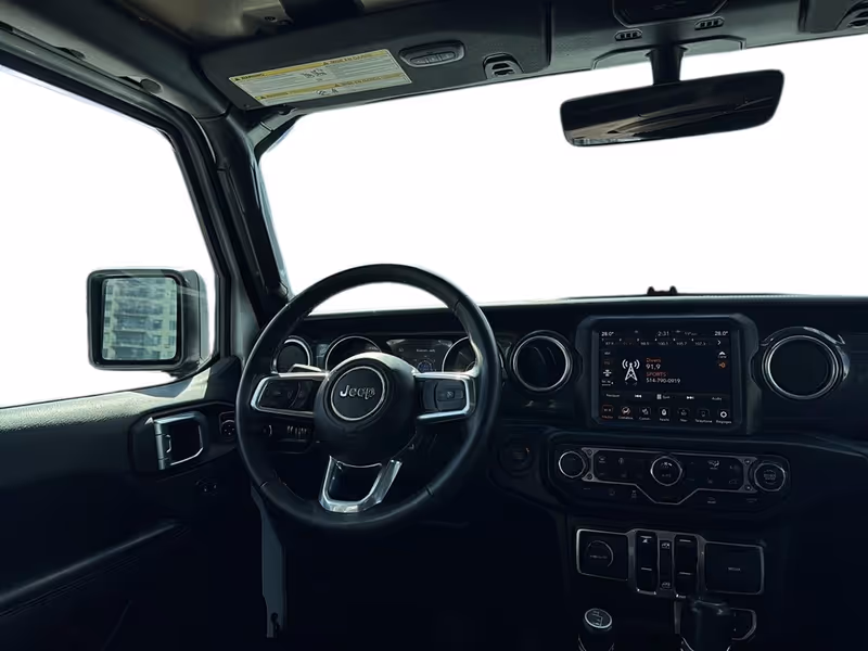 2022 Jeep Wrangler Unlimited Sahara Altitude