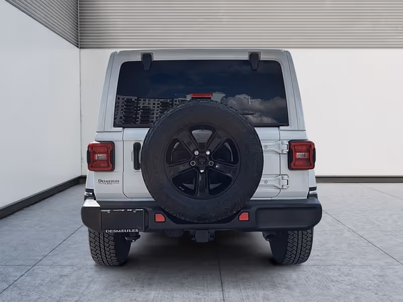 2022 Jeep Wrangler Unlimited Sahara Altitude