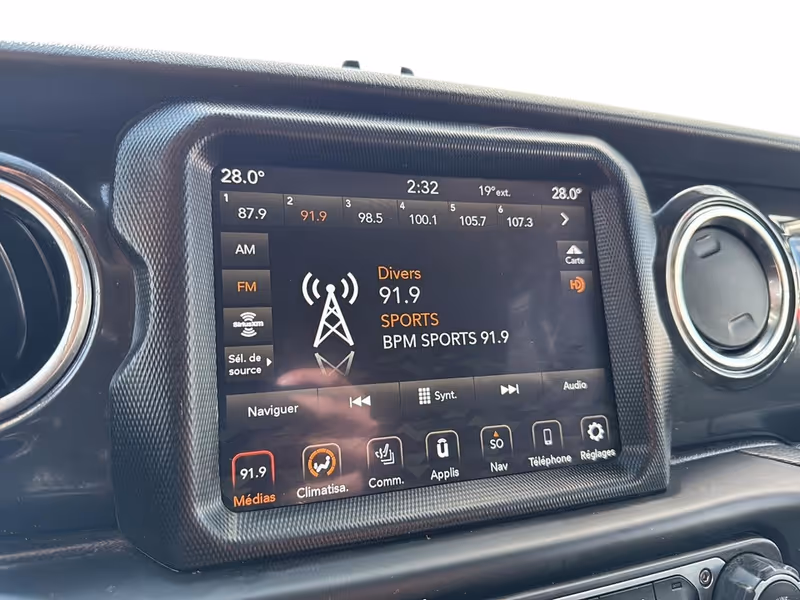 2022 Jeep Wrangler Unlimited Sahara Altitude
