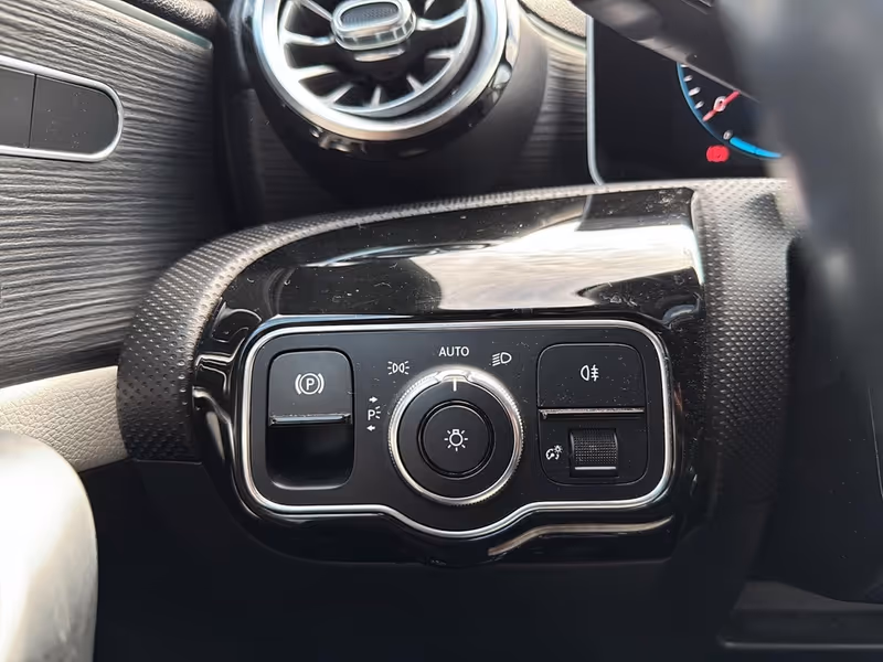 2019 Mercedes-Benz A-Class A 220