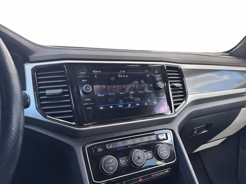 2022 Volkswagen Atlas Cross Sport Execline
