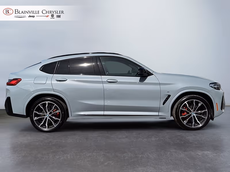 2023 BMW X4 M40i