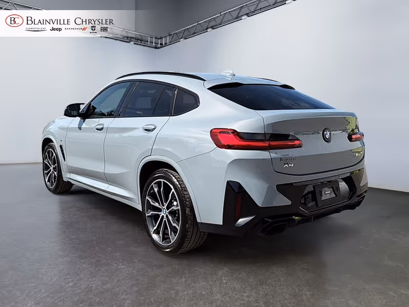 2023 BMW X4 M40i