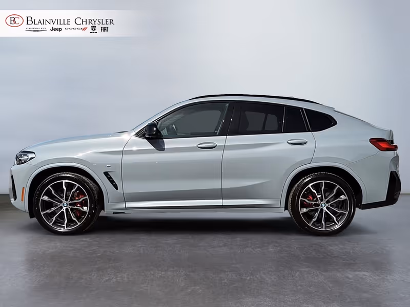 2023 BMW X4 M40i