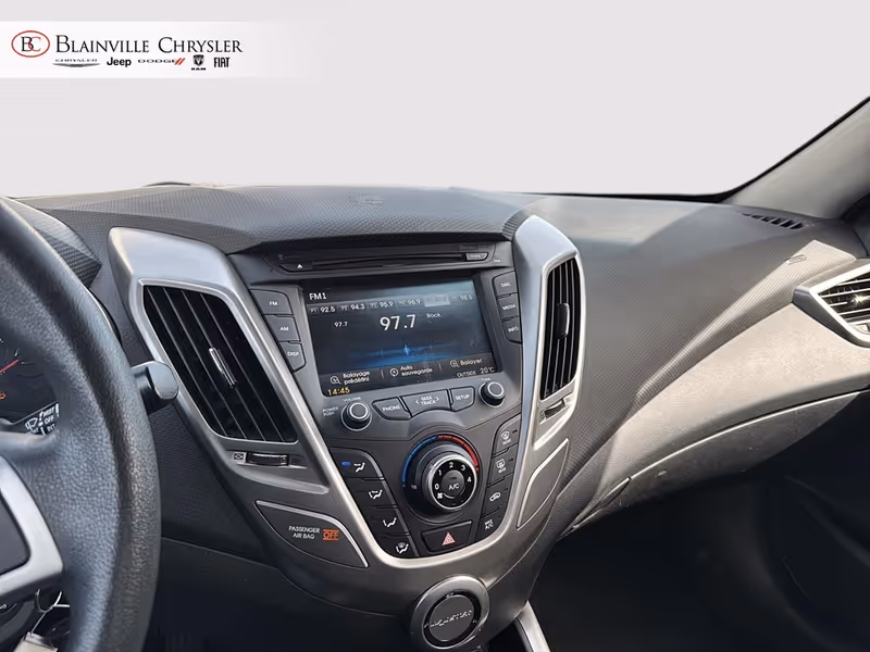 2016 Hyundai Veloster 3dr Cpe Man
