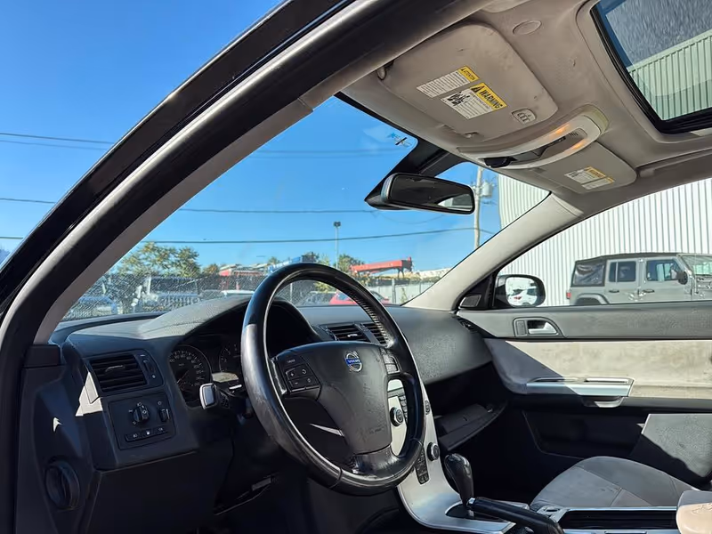 2010 Volvo S40