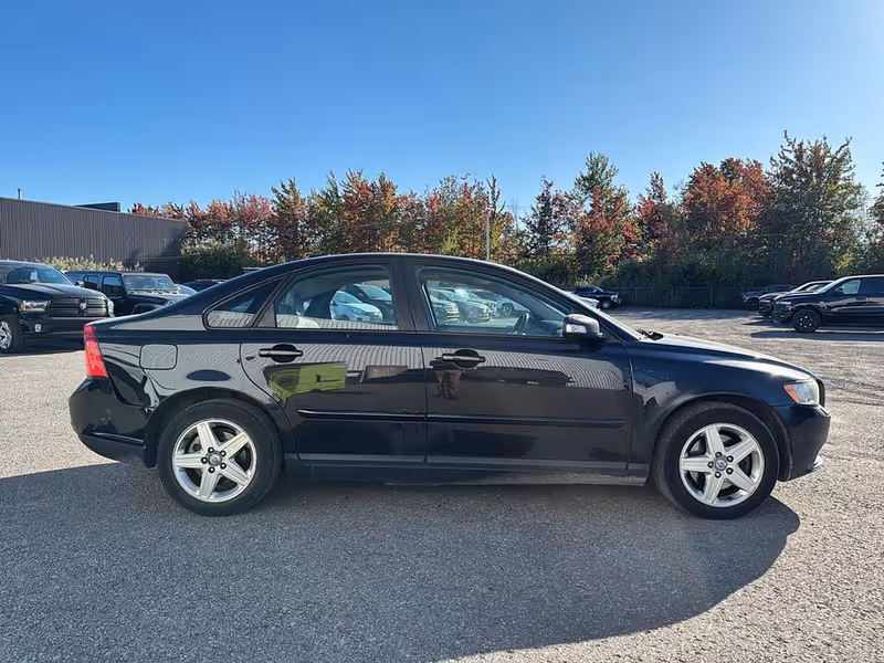 2010 Volvo S40