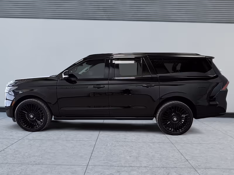2026 Lincoln Navigator L Reserve