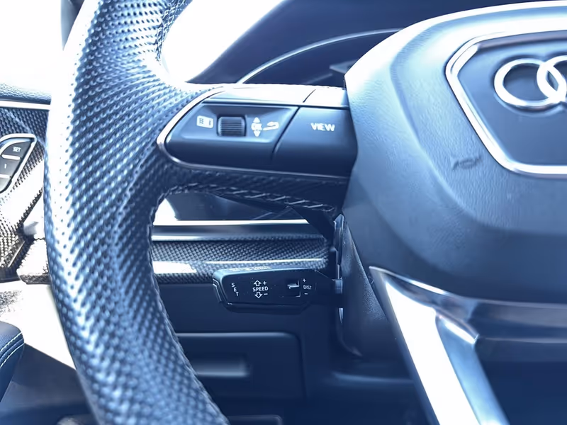 2023 Audi SQ8 Premium Plus