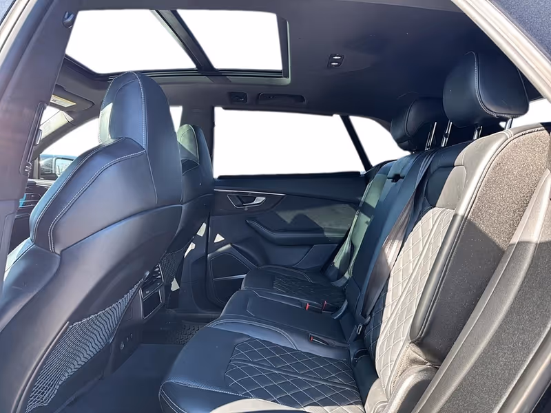 2023 Audi SQ8 Premium Plus