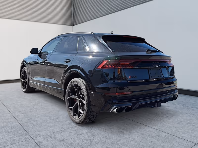 2023 Audi SQ8 Premium Plus