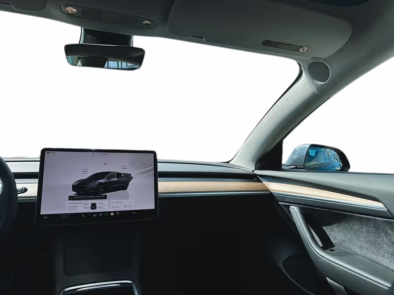 2023 Tesla Model 3 RWD