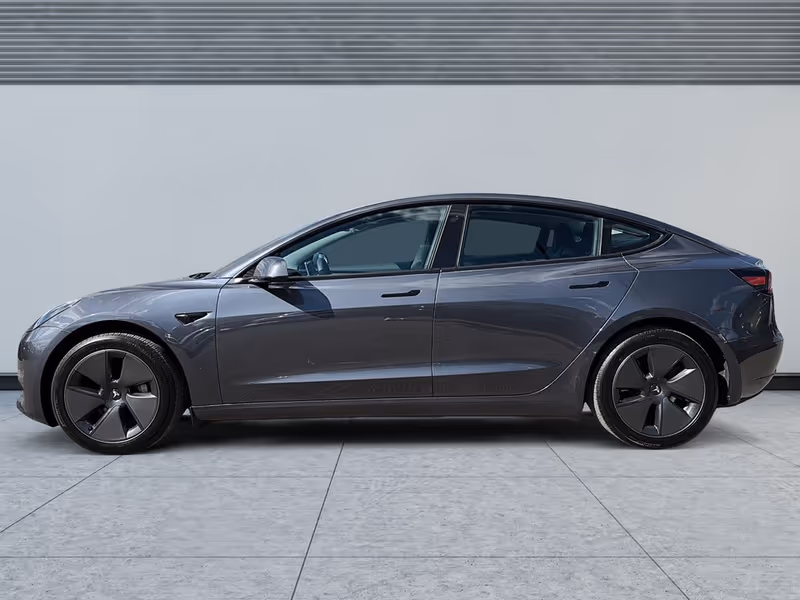 2023 Tesla Model 3 RWD
