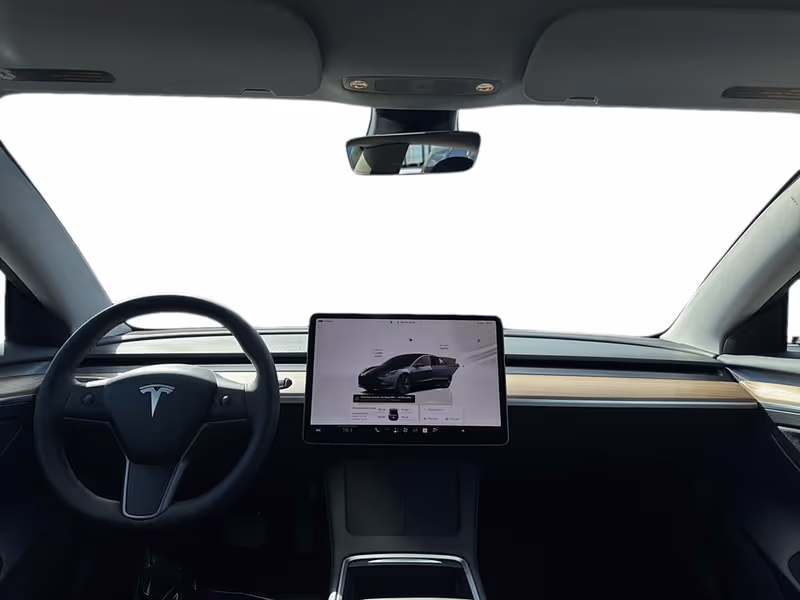 2023 Tesla Model 3 RWD