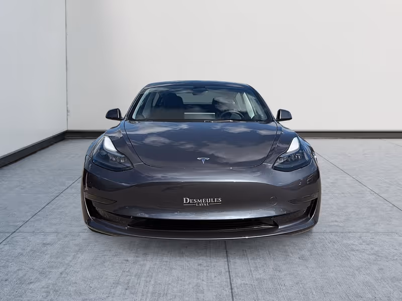 2023 Tesla Model 3 RWD