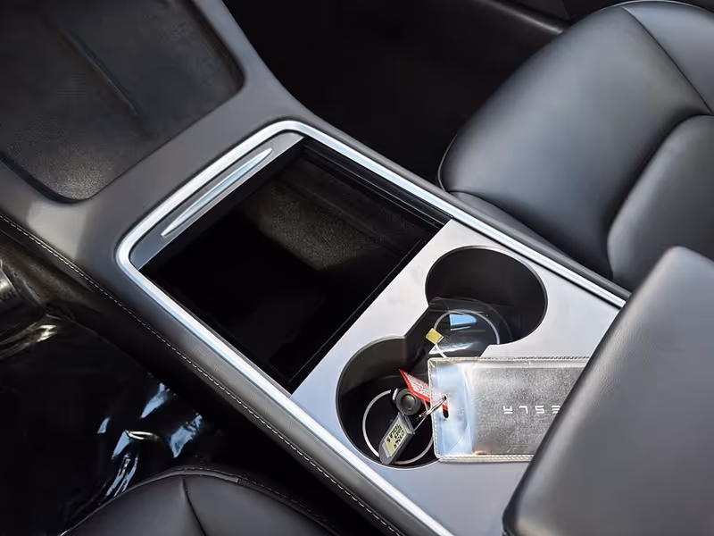 2023 Tesla Model 3 RWD
