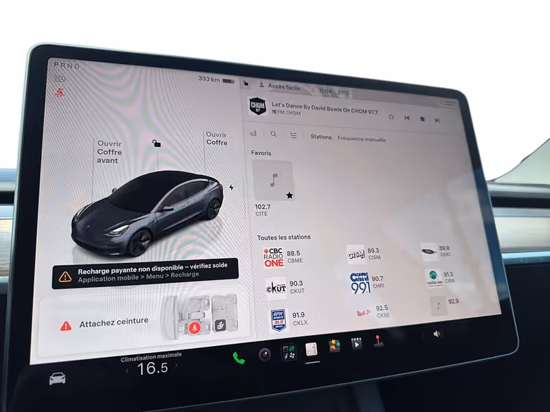2023 Tesla Model 3 RWD