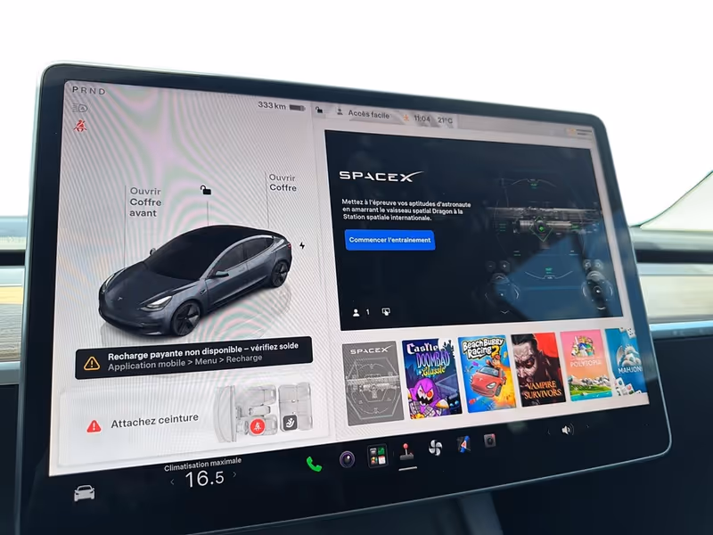 2023 Tesla Model 3 RWD