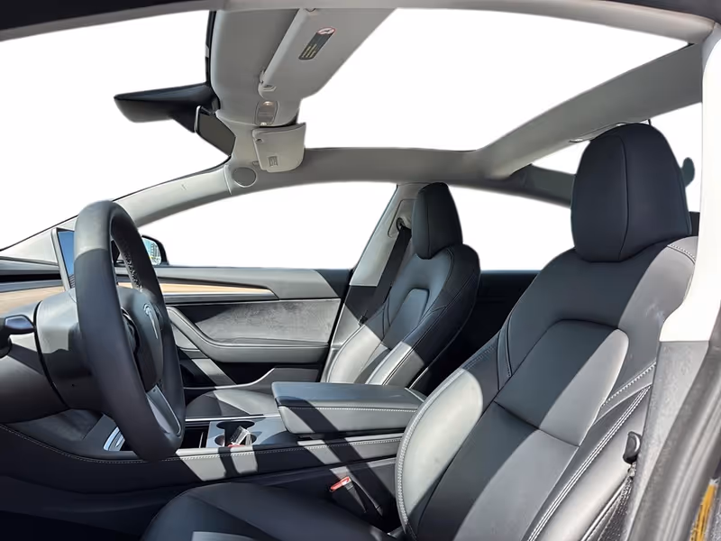 2023 Tesla Model 3 RWD